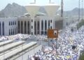 ملايين الحجاج يتوافدون إلى عرفات لأداء الركن الأعظم وسط أجواء إيمانية مهيبة